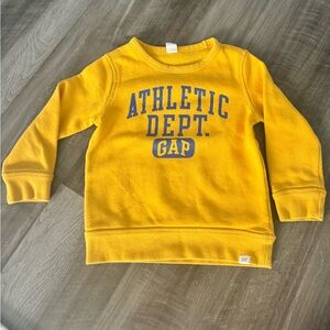 GAP Sweatshirt